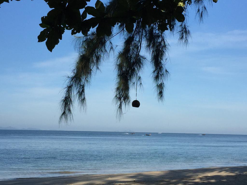 Cocobar&Bungalow'Kohjum Hotel Koh Jum Bagian luar foto