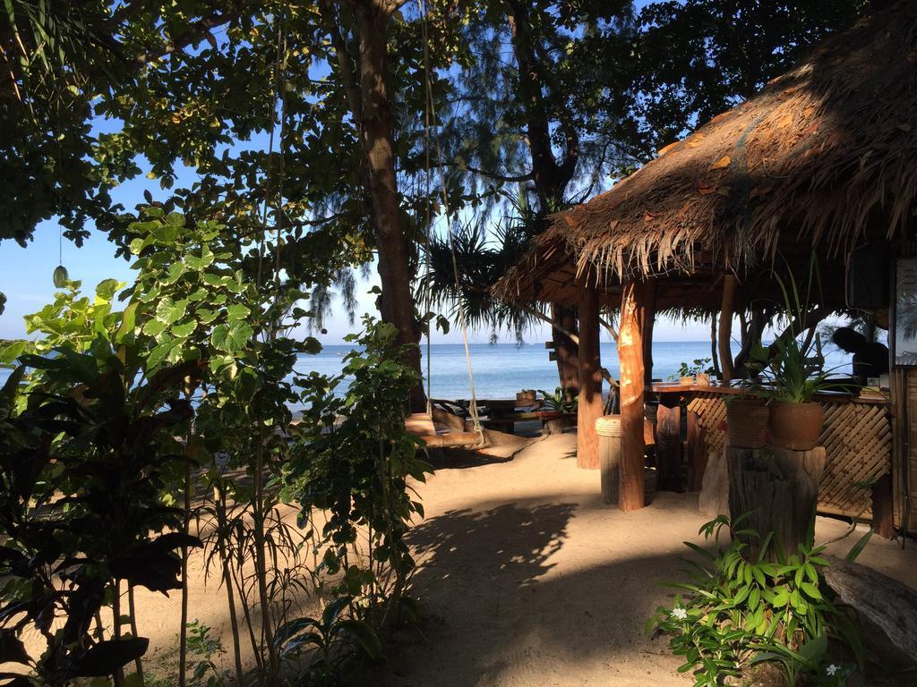 Cocobar&Bungalow'Kohjum Hotel Koh Jum Bagian luar foto