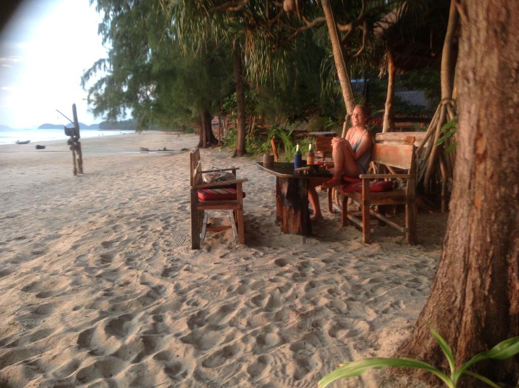 Cocobar&Bungalow'Kohjum Hotel Koh Jum Bagian luar foto
