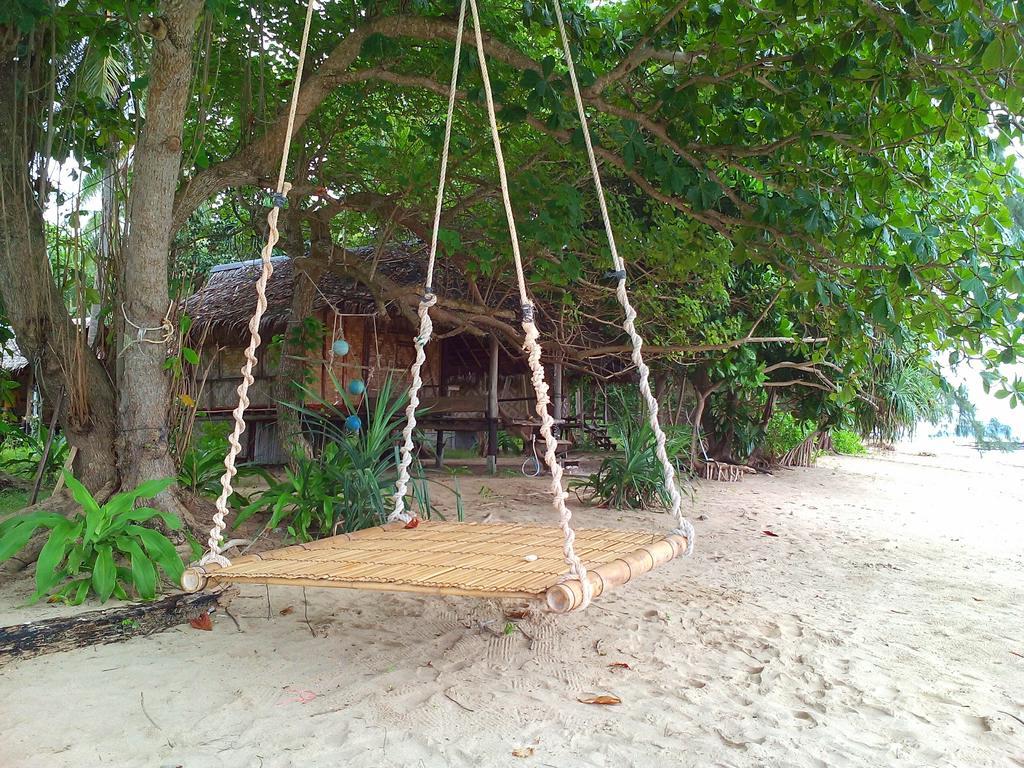 Cocobar&Bungalow'Kohjum Hotel Koh Jum Bagian luar foto