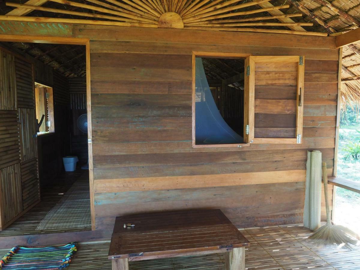 Cocobar&Bungalow'Kohjum Hotel Koh Jum Bagian luar foto