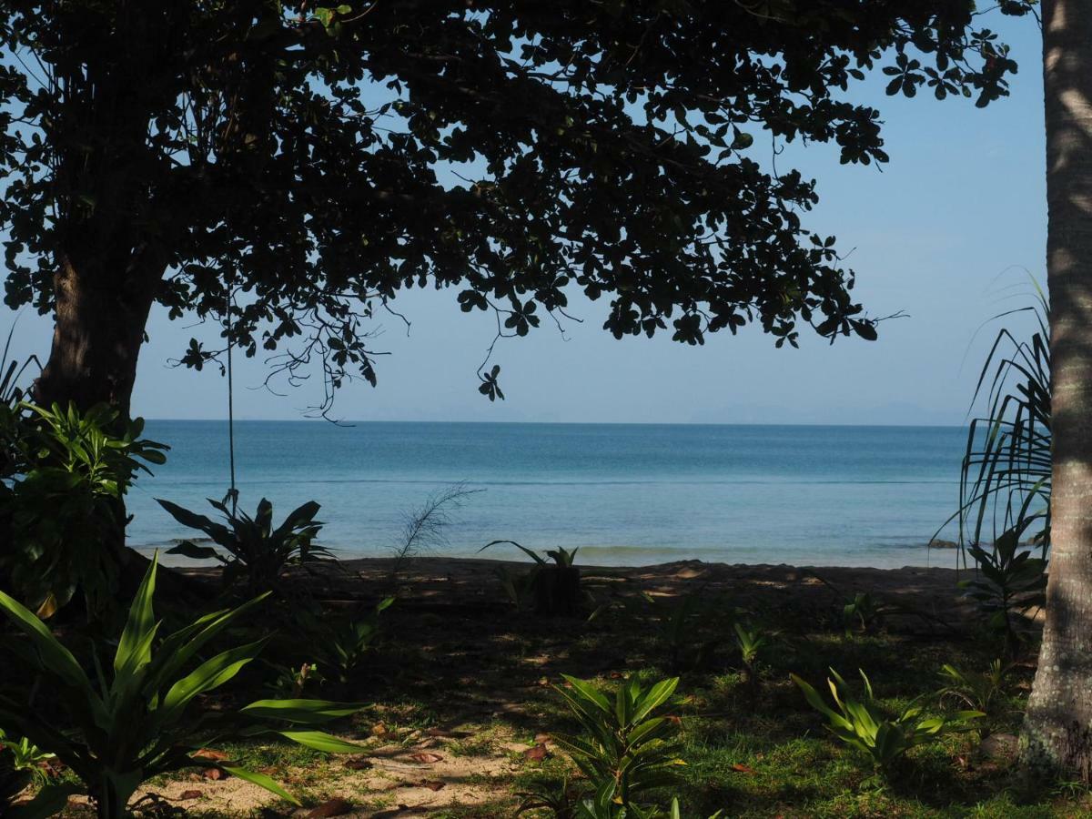 Cocobar&Bungalow'Kohjum Hotel Koh Jum Bagian luar foto