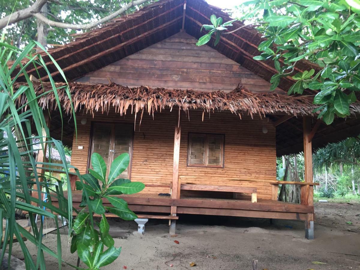Cocobar&Bungalow'Kohjum Hotel Koh Jum Bagian luar foto